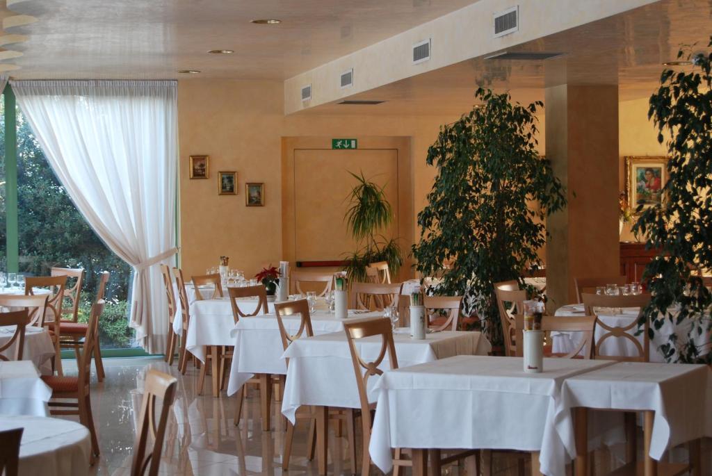 Hotel Vecchia Brianza à Seveso Extérieur photo